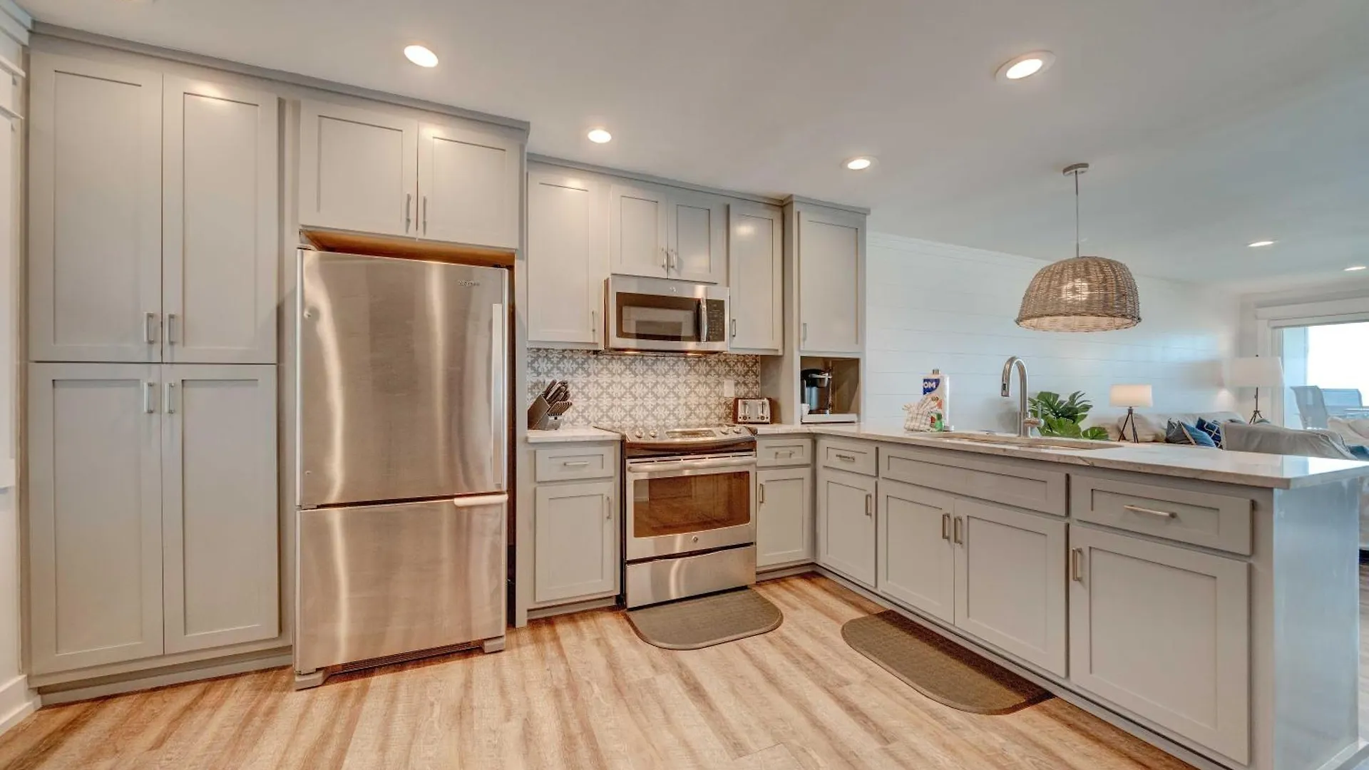 Holiday home Luxury Family Beach Front Property! Family Oriented! Gulf Views! Panama City Beach